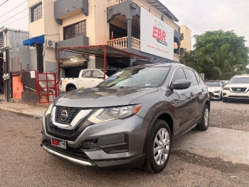 Nissan rogue s 2020