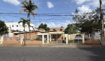 Venta casa 378 mts2 carretera mella santo domingo este.