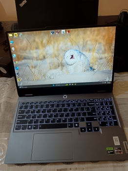 Vendo laptop lenovo loq 15arp9 gamer nueva menos de una semana de uso