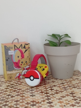 Audifonos de pikachu
