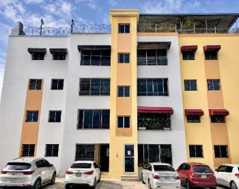 santo domingo norte”.