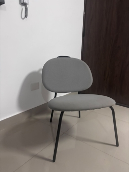 Silla gris para la sala x2