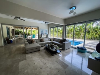 Villa en venta en juan dolio.