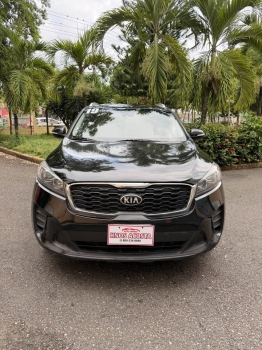 Kia sorento 2019  4x4  clean carfax 3 filas asientos  excelente condic