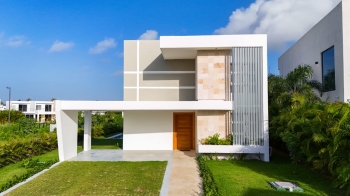 Vendo hermosa villa en playa nueva romana