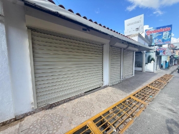 Vendo 2 locales comerciales  casa con patio lista para negocio o inver