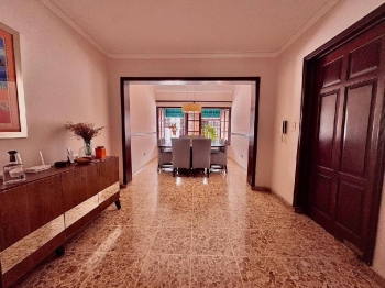 Apartamento de 3 habitaciones en venta en evaristo morales.