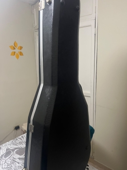 Vendo estuche para guitarra