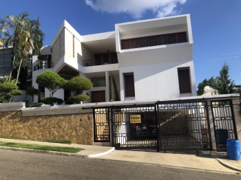Hermosa acogedora casa amueblada cerro alto stgo.