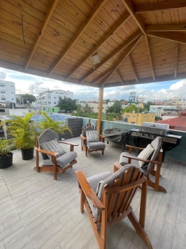 Apartamento con terraza amueblado