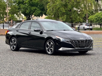Hyundai elantra límited 21