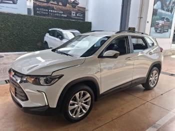 Chevrolet tracker lt 2023 con 12.030 kilómetros