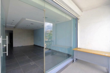 Renta de local comercial en el corazón de naco. zona de alto flujo exc