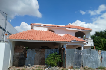 Casa de dos niveles sde