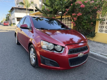 Chevrolet sonic lt 2012