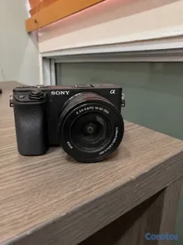 Sony a6400 4k  lente 16-50mm  bolso lowepro y cargador