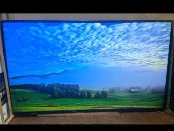 Tv insignia ultra hd 4k de 50 como nuevo 1 mes de garantia