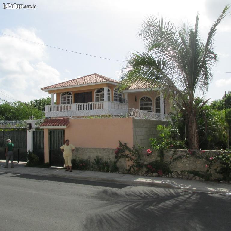 Villa De Venta Cerca De La Playa En Juan Dolio