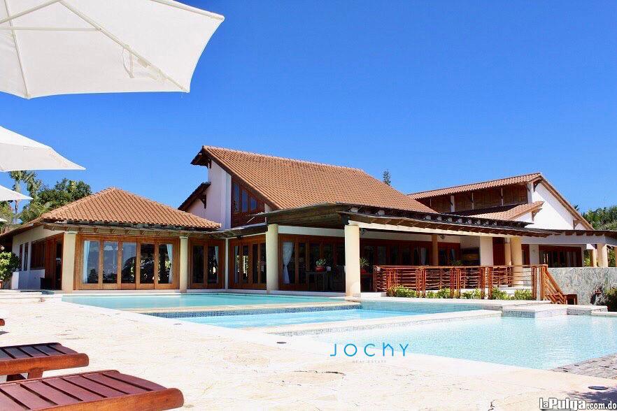 Jochy Real Estate vende villa en Casa de Campo La Romana R.D Foto 7137141-5.jpg