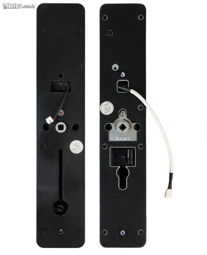 Cerradura smart para puerta con huella digital desbloqueo con app  Foto 7139721-4.jpg