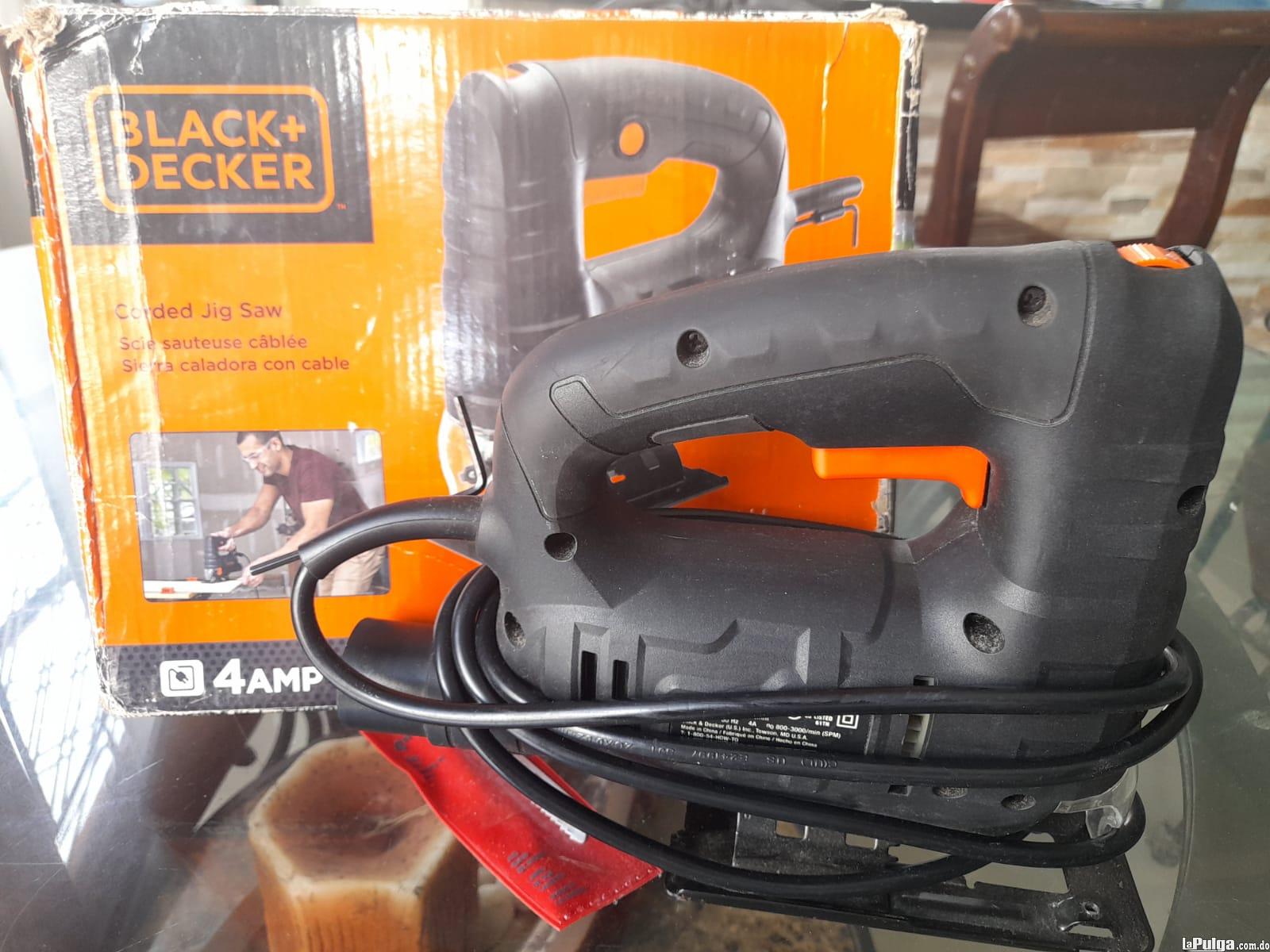 Caladora marca Black  Decker practicamente nueva Foto 7147351-3.jpg