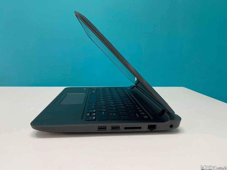 Desktop HP ProBook 11 G2 touch / 6th Gen Intel Core i3 / 8GB DDR4 Foto 7148391-4.jpg
