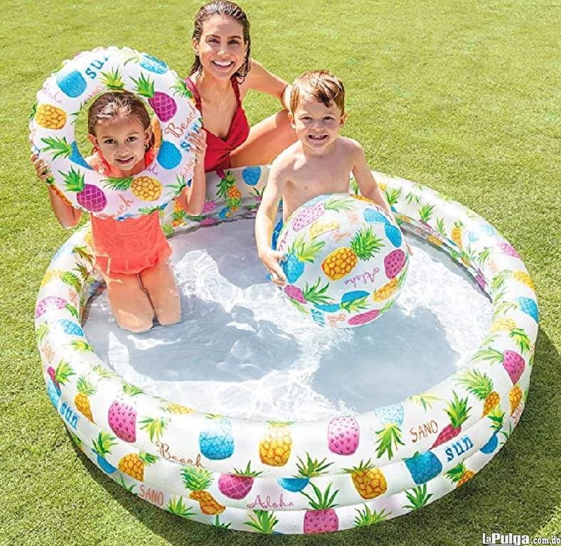 Set inflable infantil de piscina flotador y pelota Foto 7153412-3.jpg