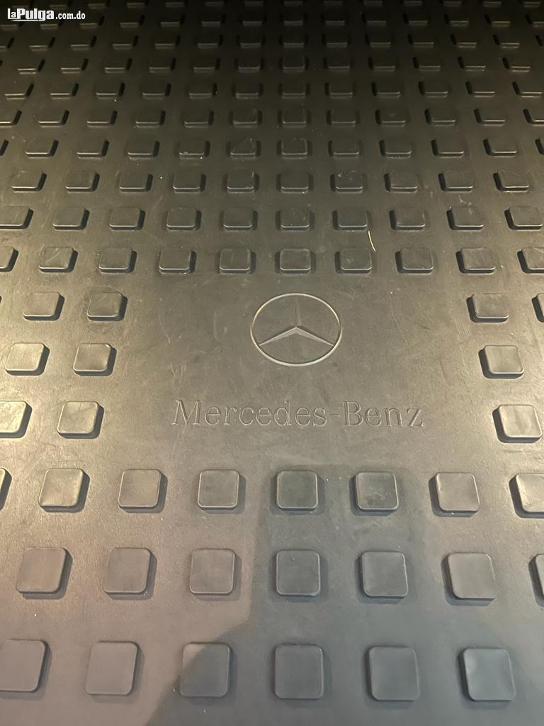 alfombra mercedes Benz gle 53 2021-2022 Foto 7157003-4.jpg