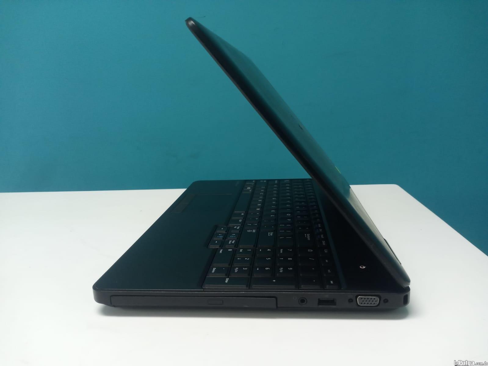 Laptop Dell Latitude E5540 / 4th Gen Intel Core i3 / 8GB DDR3 / 320G Foto 7157724-1.jpg