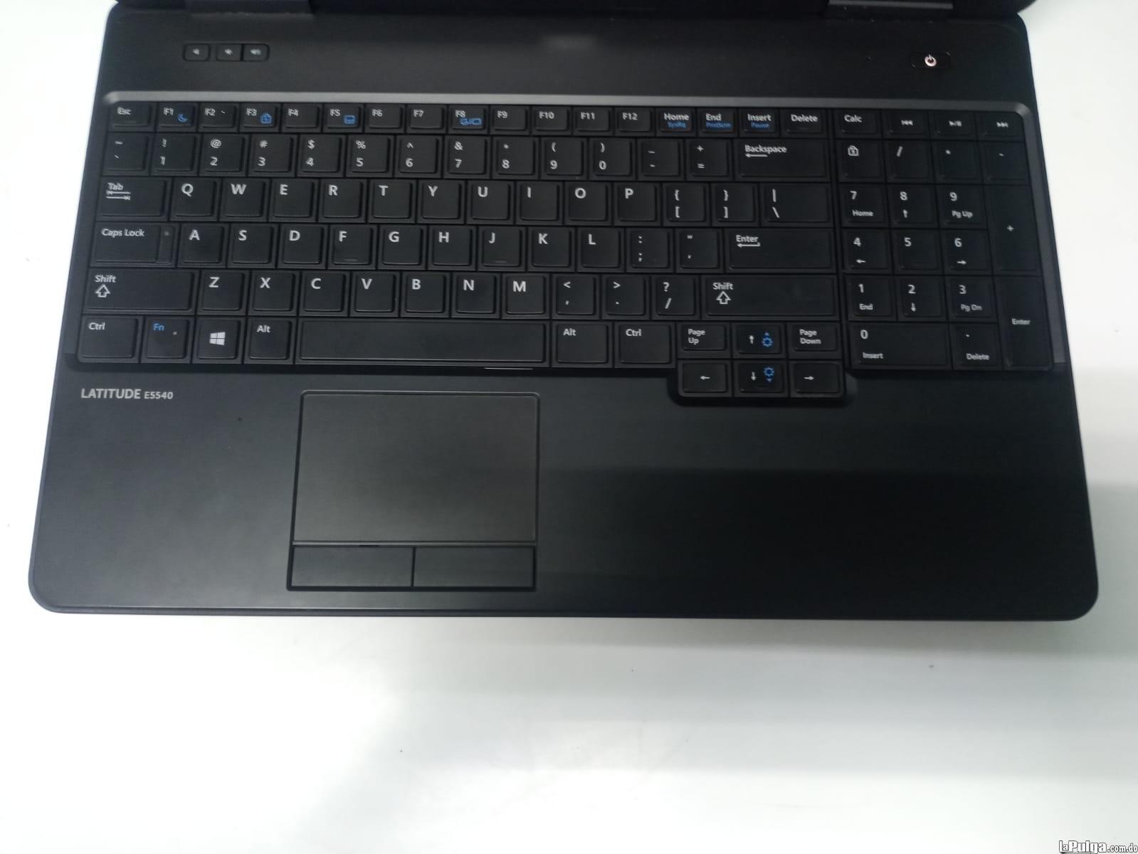 Laptop Dell Latitude E5540 / 4th Gen Intel Core i3 / 8GB DDR3 / 320G Foto 7157724-3.jpg