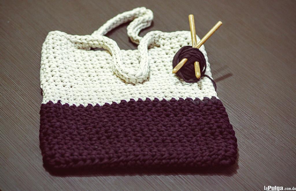 Monta Tu negocio Con Manualidades En Crochet Foto 7158903-2.jpg