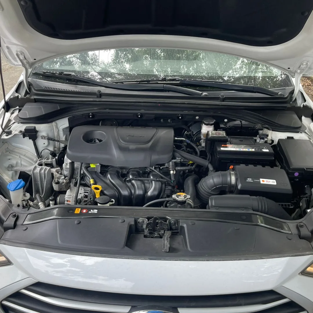 Hyundai avante m16 Foto 7165507-2.jpg