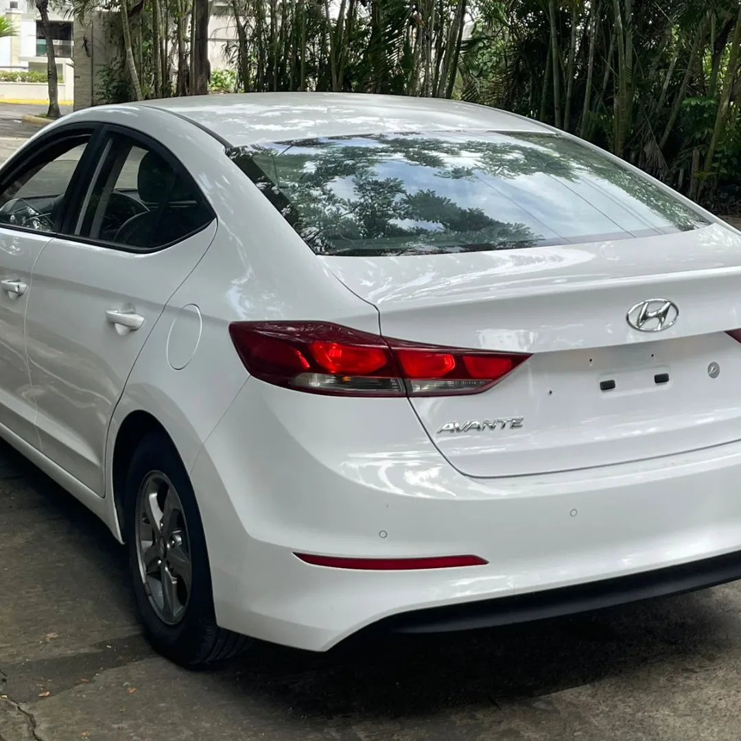 Hyundai avante m16 Foto 7165507-3.jpg