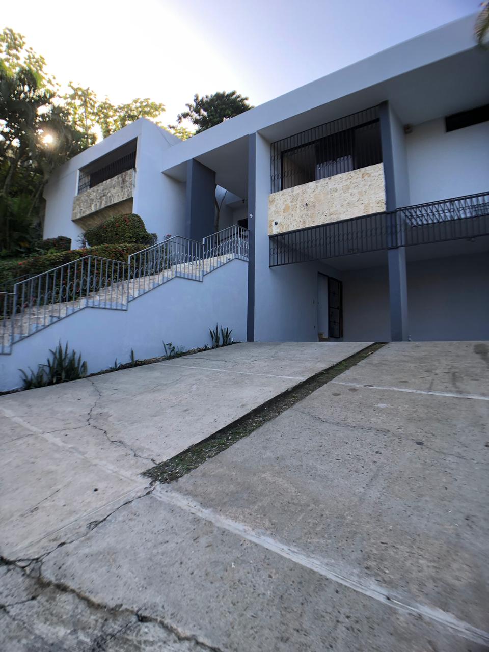 Casa amplia en alquiler Arroyo Hondo residencial tranquilo Foto 7168035-4.jpg