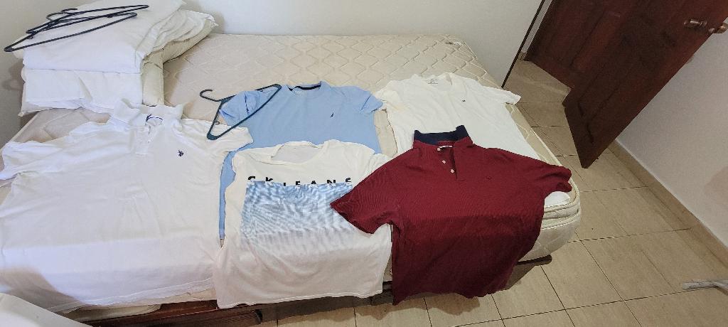 Vendo ropa para hombres Camisas M L pantalones 36  Foto 7171623-4.jpg
