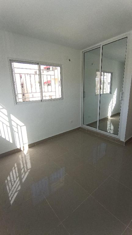 Apartamento con Piscina y 2 parqueos Foto 7196184-n7.jpg
