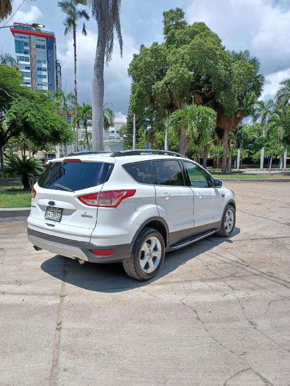 Ford Escape ecoboost 2015 en Santo Domingo DN Foto 7197119-3.jpg