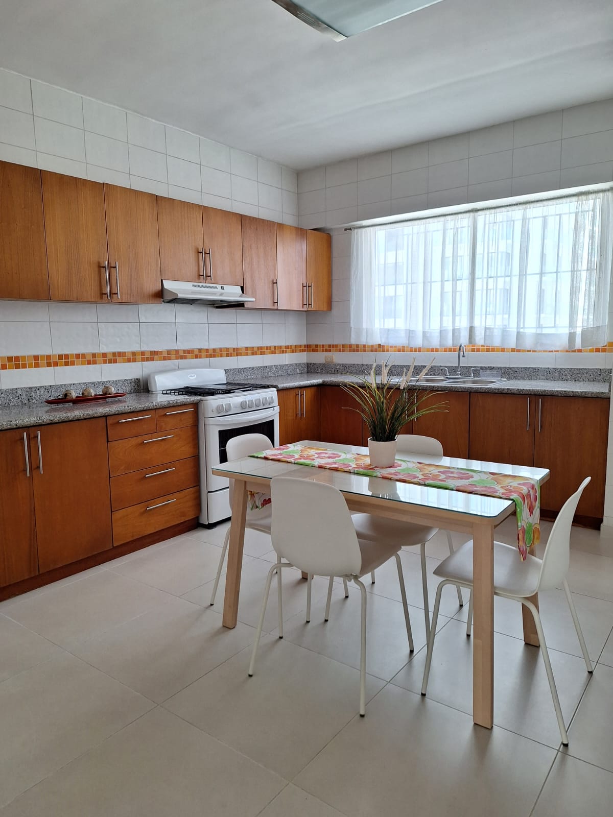 Apartamento moderno en Piantini en alquiler Foto 7200882-1.jpg