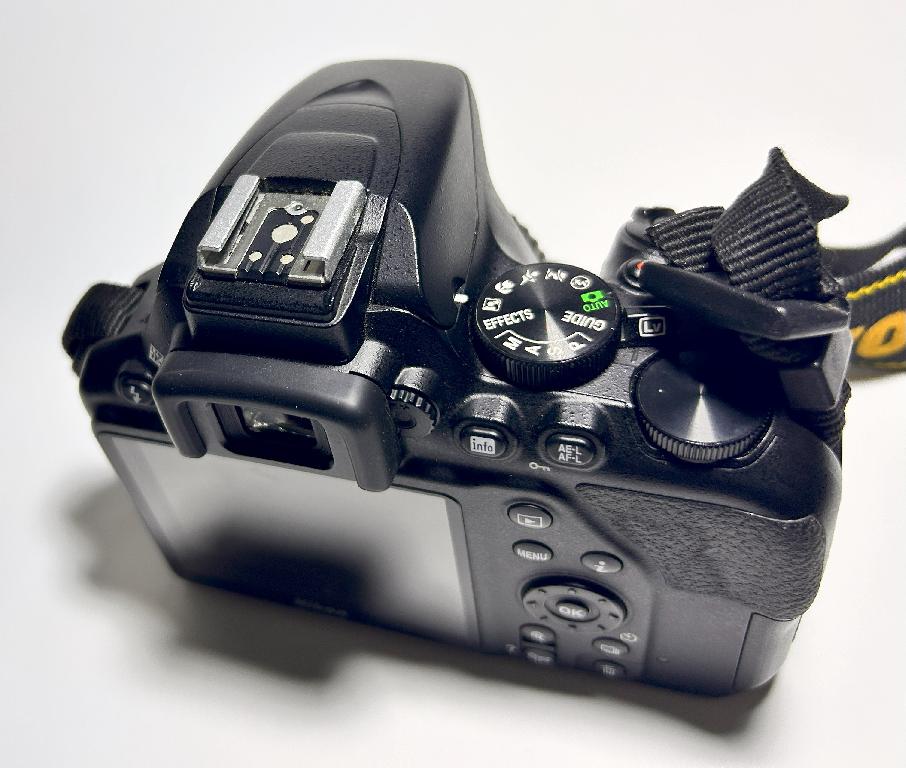 Camara Nikon D3500 con equipamiento Excelentes condiciones Foto 7207814-10.jpg