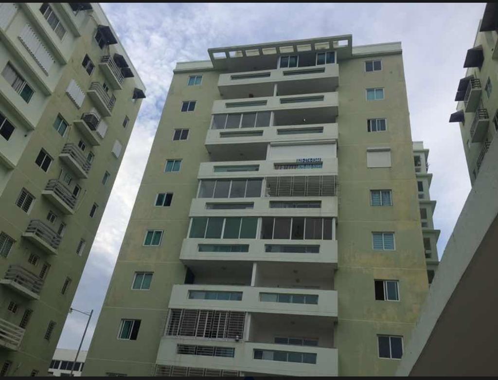 Apartamento con Vista al Mar en Avenida España Santo Domingo Este Foto 7209609-3.jpg