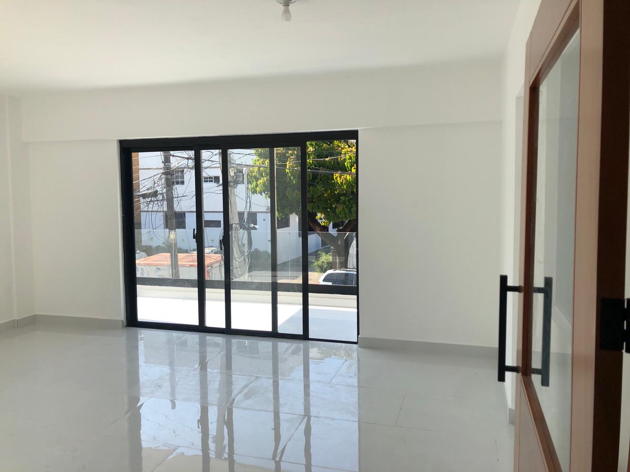 Apartamentos Nuevos de Tres Habitaciones en Gazcue Foto 7218434-12.jpg