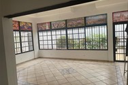 ALQUILO CASA EN ZONA COMERCIAL CON 640mts Foto 7219507-2.jpg