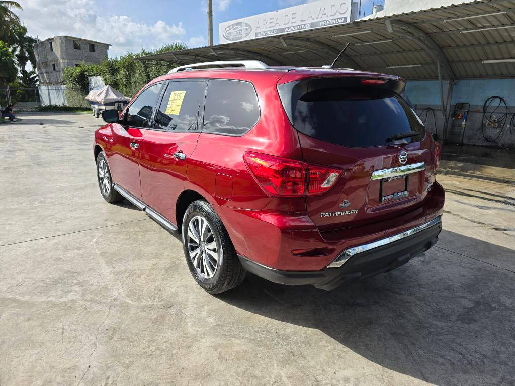 Nissan Pathfinder SV 4x4 2018 Clean Carfax Recien importada Foto 7224246-R3.jpg