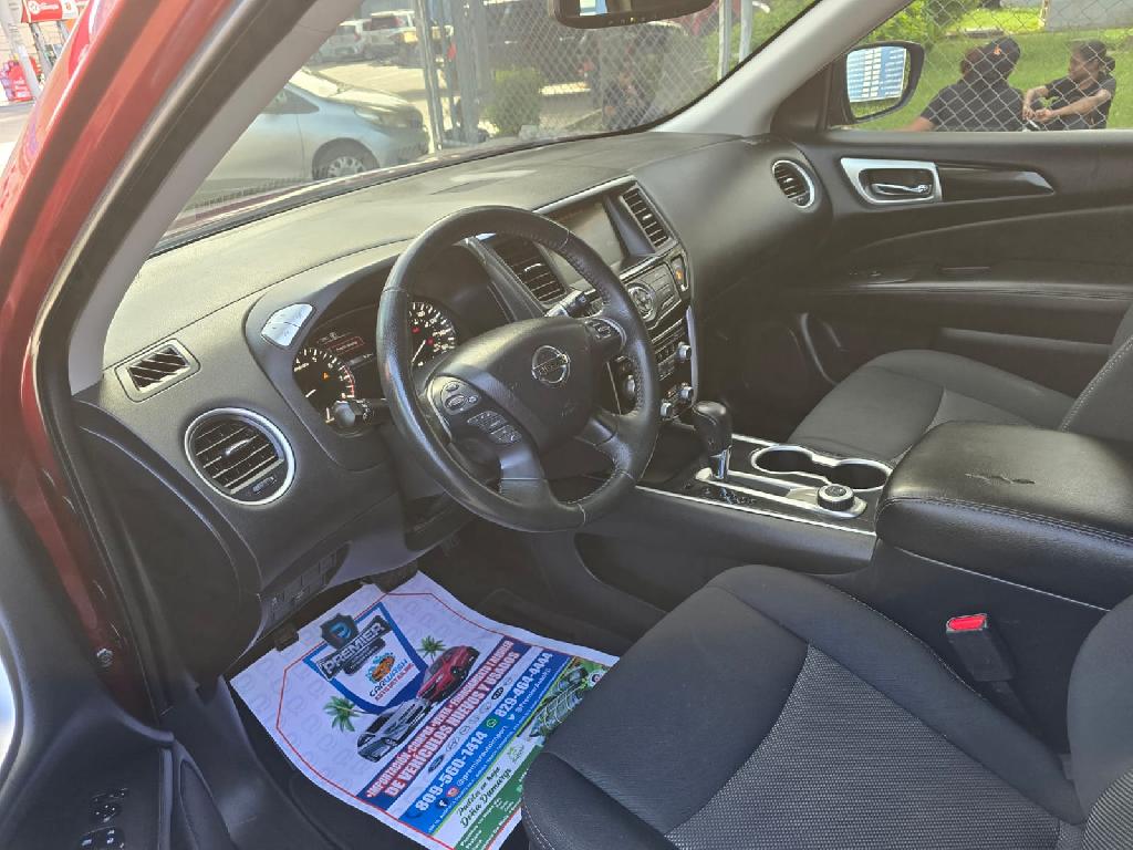 Nissan Pathfinder SV 4x4 2018 Clean Carfax Recien importada Foto 7224246-R7.jpg