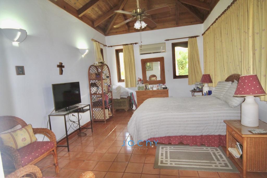 Jochy Real Estate vende villa en Casa de Campo La Romana R.D Foto 7225468-6.jpg