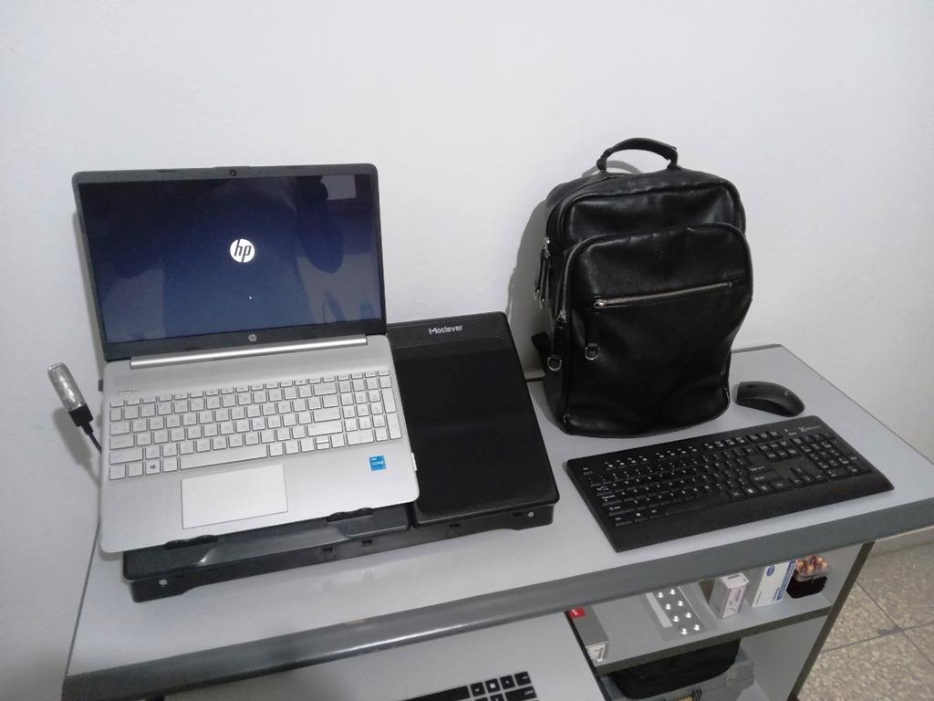 Laptop HP i3 11va gen Touchscreen 16GBram  Foto 7226431-6.jpg