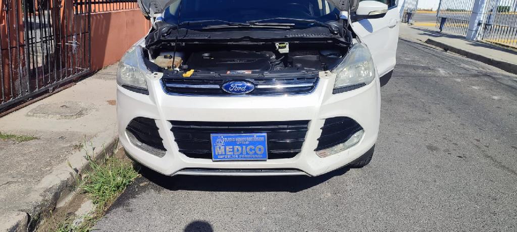 Ford escape titanium 2014 en Santo Domingo Este Foto 7228090-j6.jpg