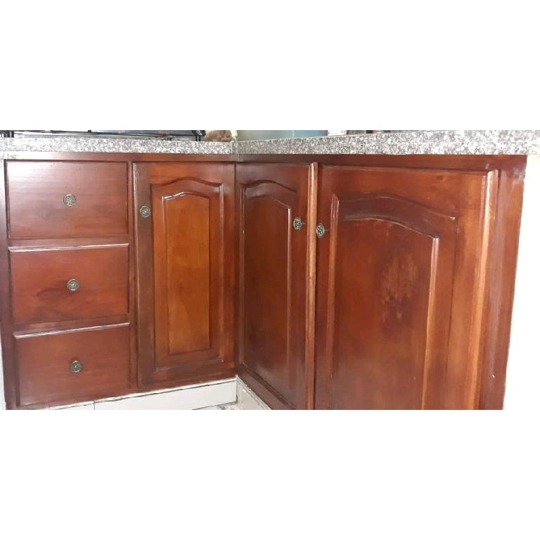 Gabinetes encimeras en madera y tope de granito  Foto 7228311-2.jpg