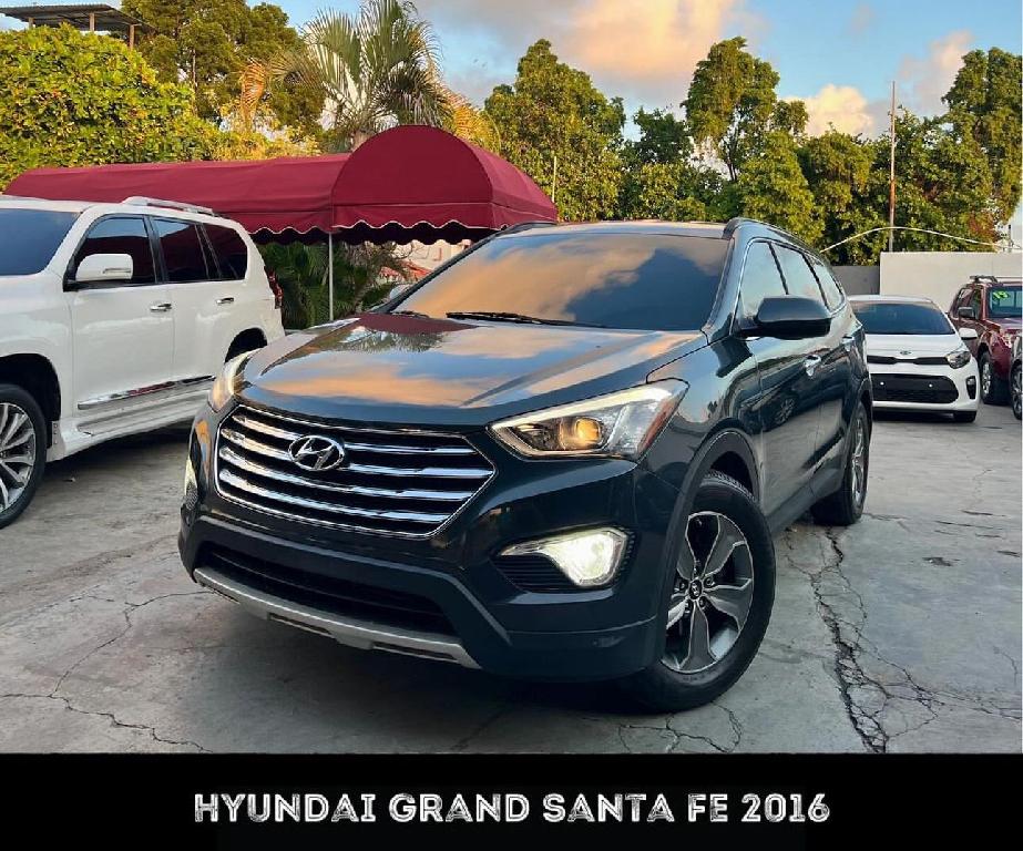 Hyundai Grand Santa Fe 2016 Foto 7229388-10.jpg
