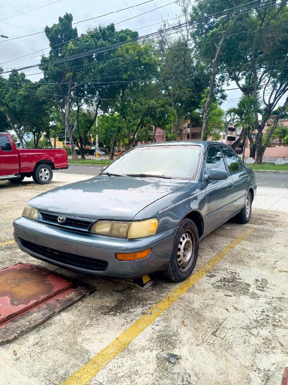 Vendo Toyota Corolla 94 en Santo Domingo Este Foto 7230046-1.jpg